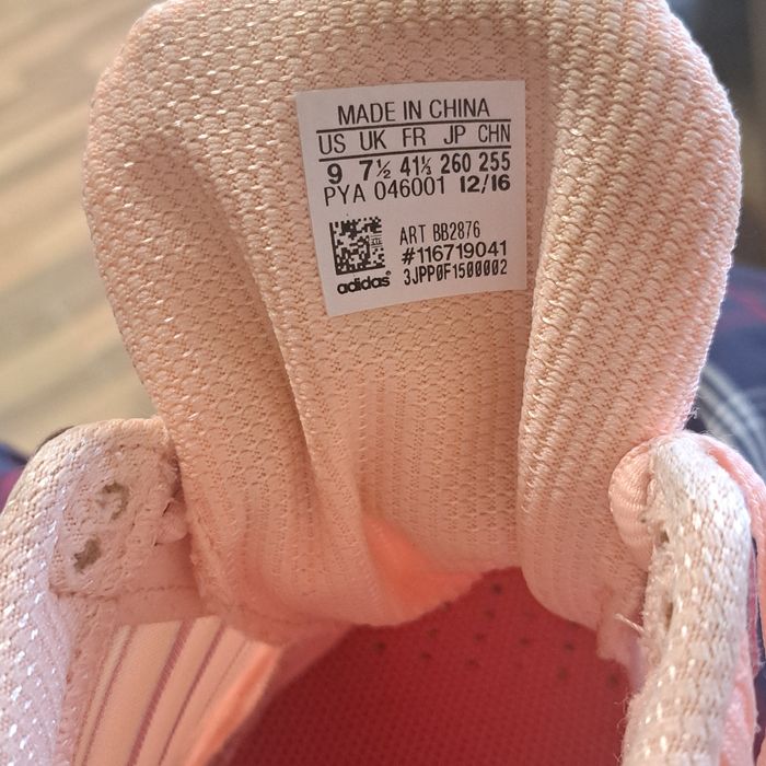 Adidas дамски спортни обувки. ЛОТ