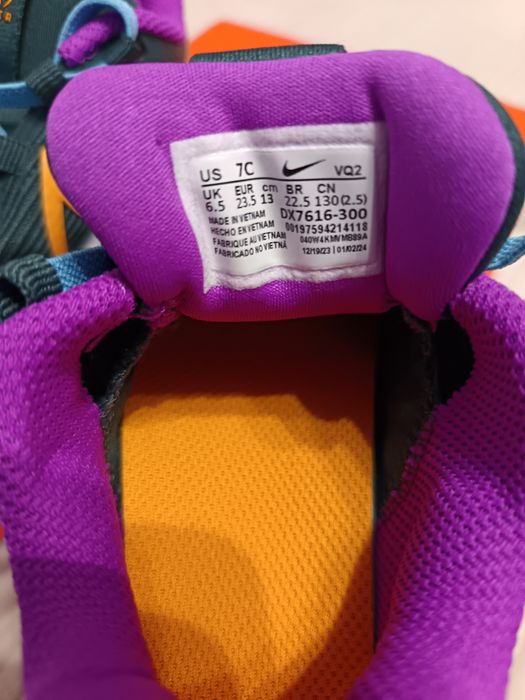 adidasi nike noi marimea 22-23 pentru copii