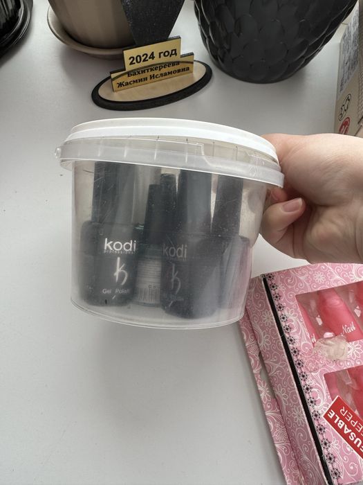 Набор для маникюра, лампа