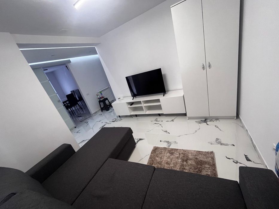 Închiriez apartament  în vilă – Sinaia, zonă centrală (lângă restaurant Casa Noastra)