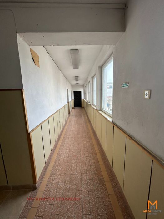 Продава се Заведение в Севлиево - 372 кв.м за 1 €/кв.м - Снимка #4