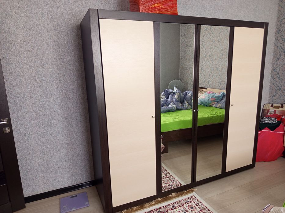 Мебель для спальни (Шифаньер)