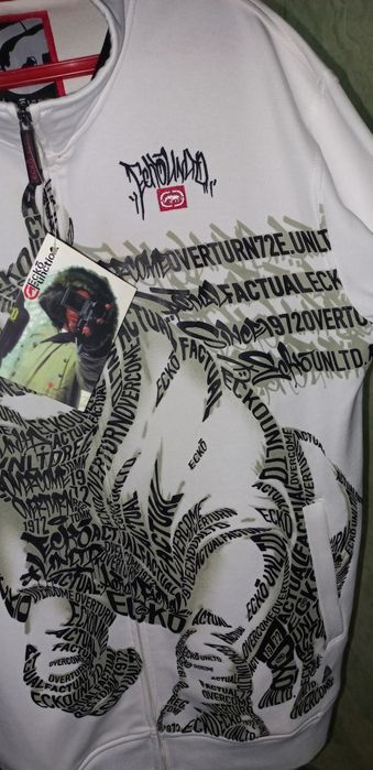 Продам новую ветровку