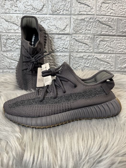 Yeezy 350 v2 Cinder Reflective Pk Premium