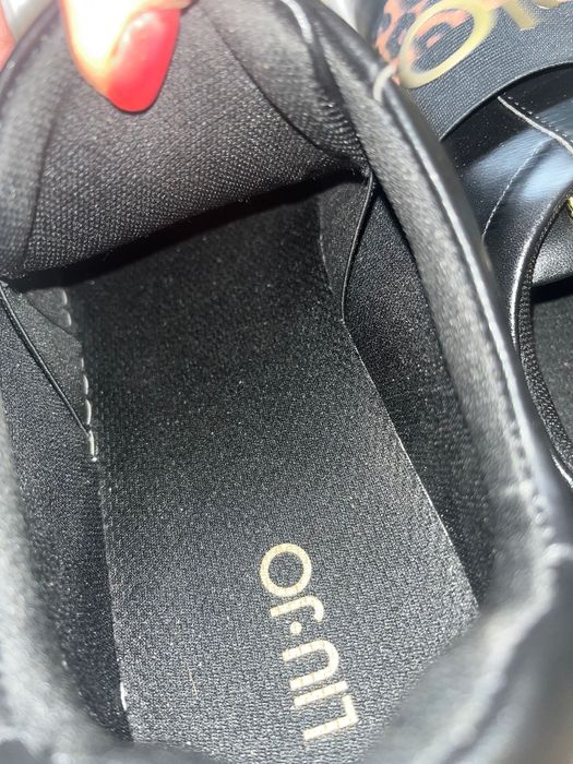 Liu Jo естествена кожа