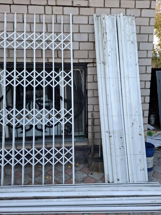 Раздвижная решётка.