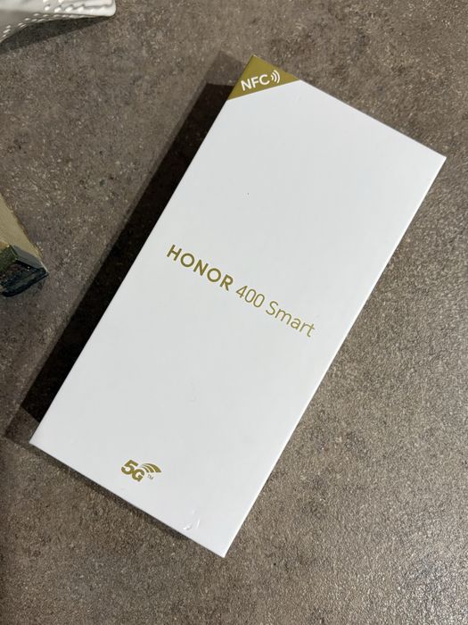 Смартфон Honor 400 smart