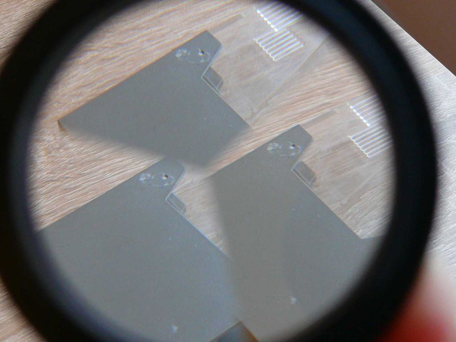 Продавам фотографски филтър и ефектна леща