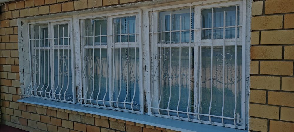 Решотки на окна из металла