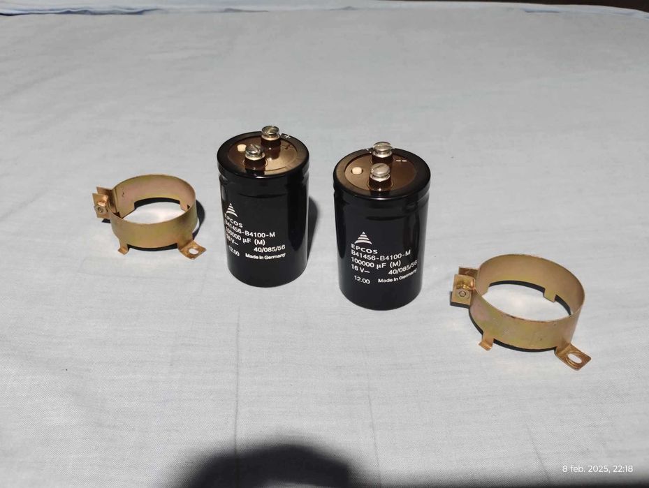 Condensatori  EPCOS  16 V - 100000 uF + colier