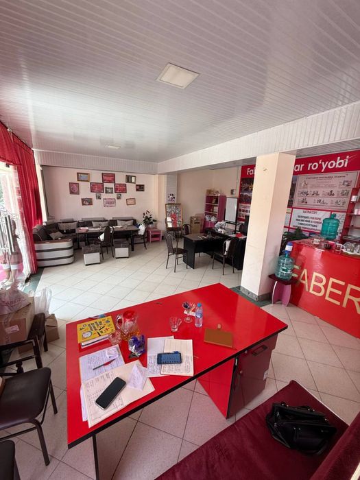 Tayor magazin sotiladi