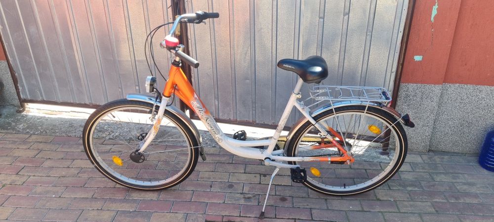 Vand 2 biciclete de dama