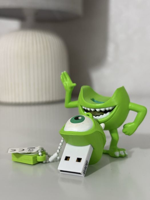 Usb flash 8GB Tribe  (de colectie)