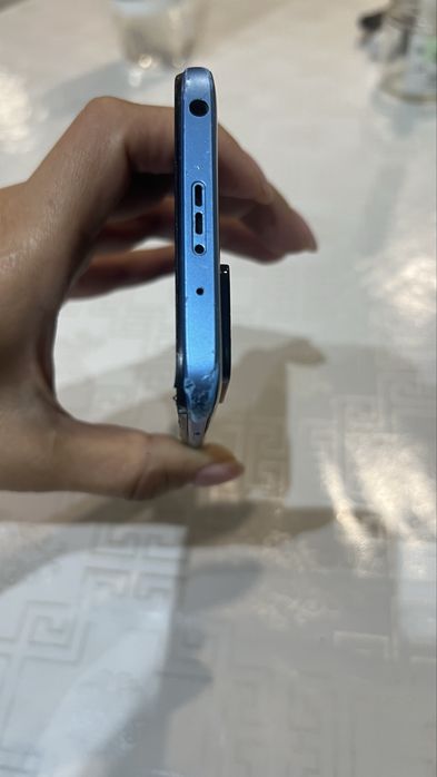 Продам телефон редми 10!