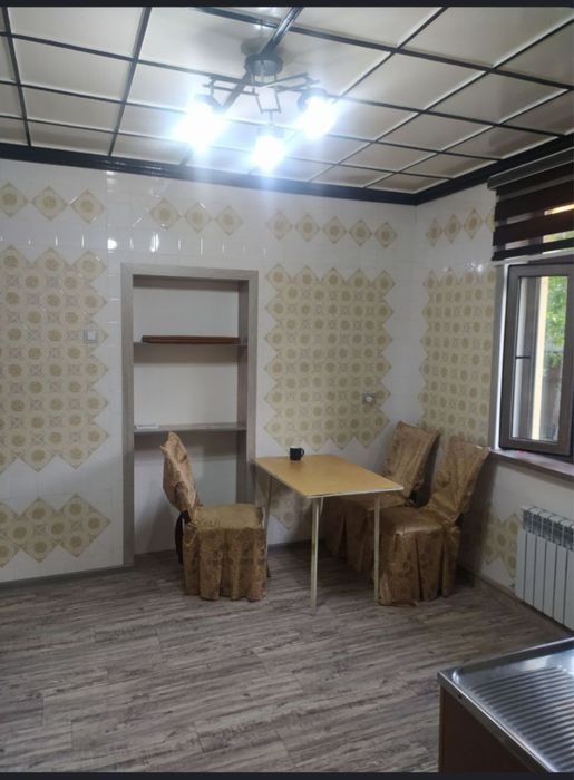 Продается дом на земле 2.7 соток Азербайджанский центр Мирабад