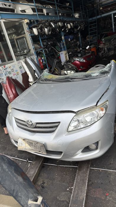 Каролла королла  бампер Фара Двигатель  Акпп капот крыло фара фонарь