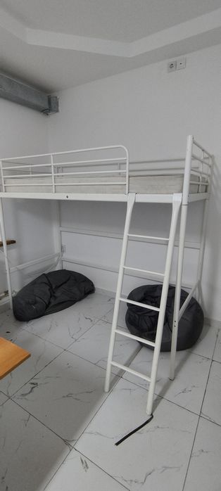 Кровать чердак белая