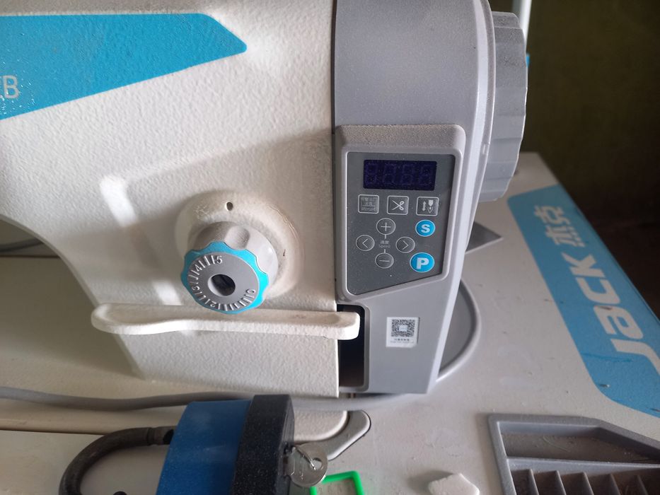 Швейная машина Jack A2B белый, синий