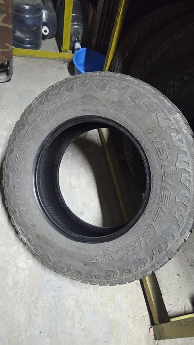 Bridgestone Dueler A/T 245/75 R17 комплект