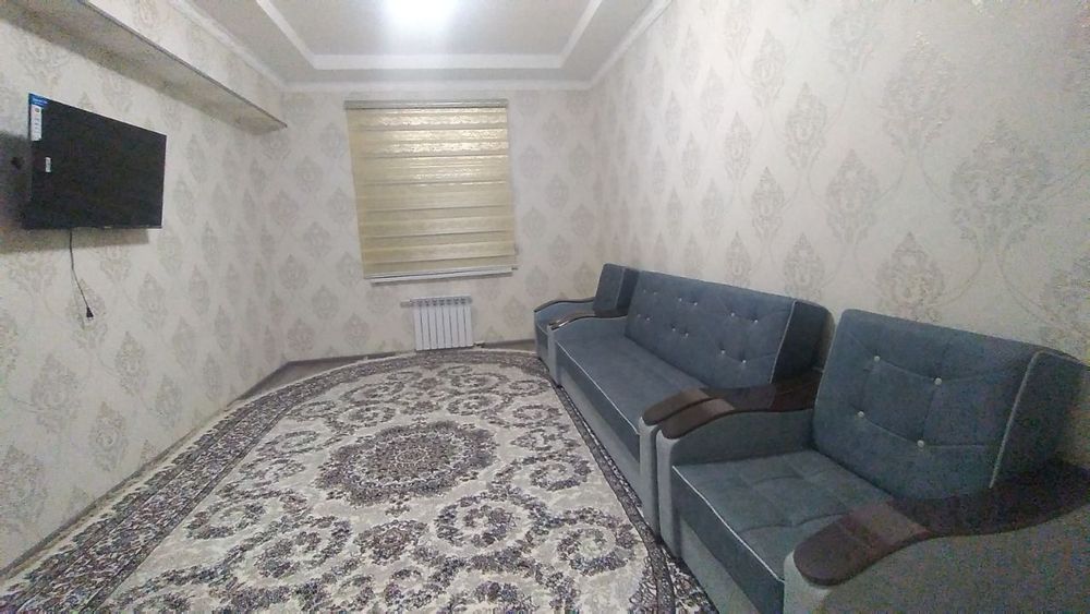 Srochna uy sotiladi. Kelishiladigan joyi bor.