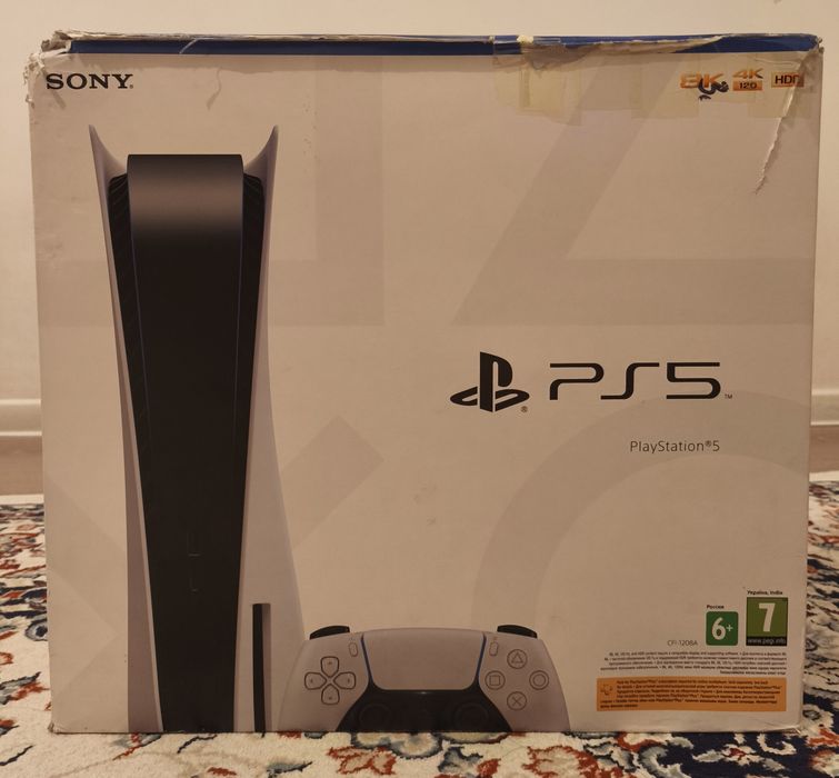 Продам PS5 + 2 консоли + 9 игр