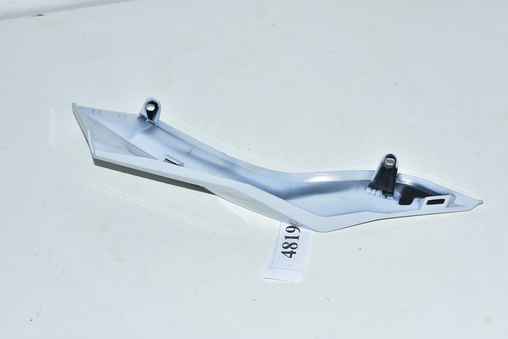 Carena spate dreapta BMW F900XR