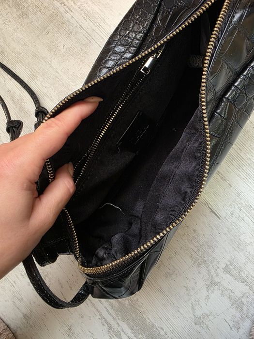 Кожена Чанта Zara