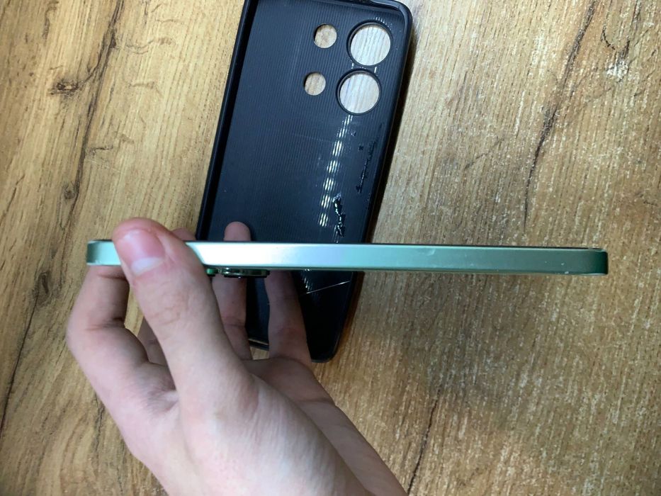 REDMI 13 12/256 SROCHNO!