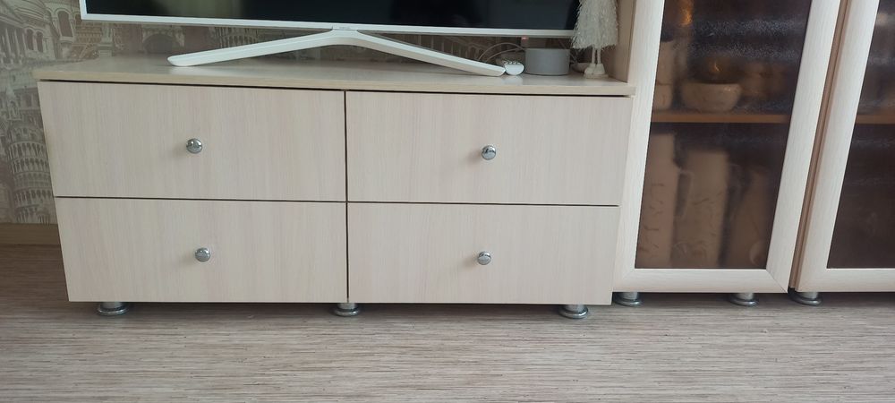 Продам Тумба под ТВ