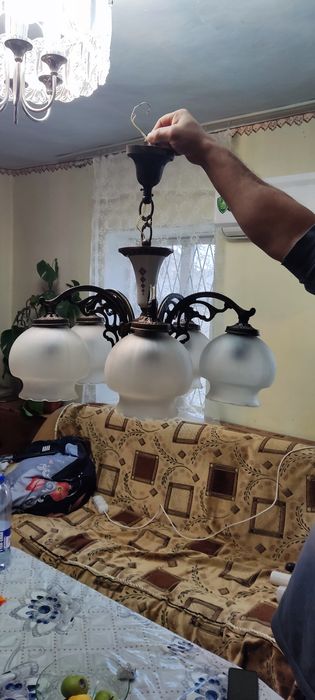 Люстра фирменная