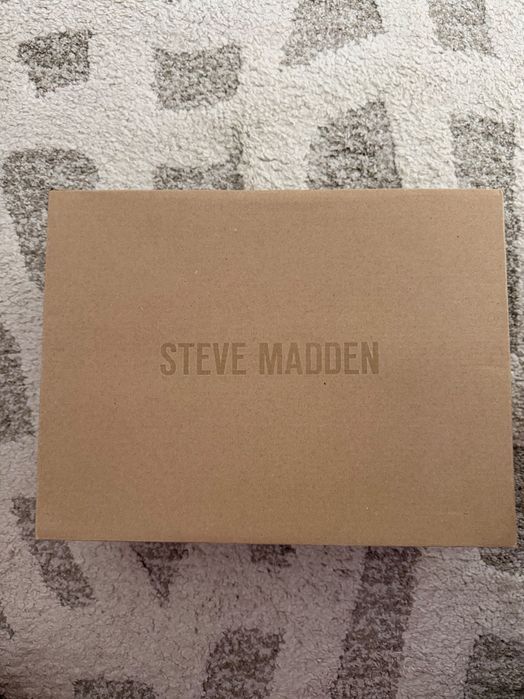 Steve Madden Progressive WHITE 39