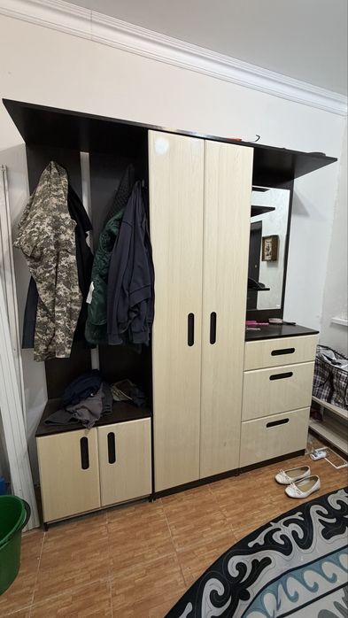 Щкаф для прихожей