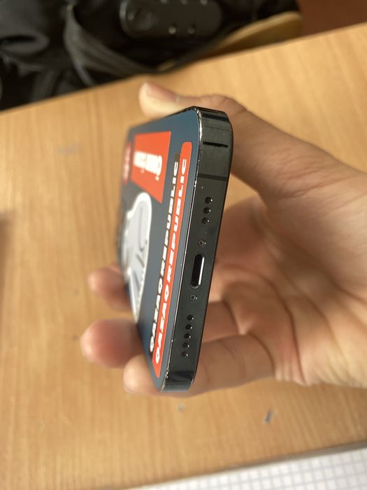 Айфон 12 про норм