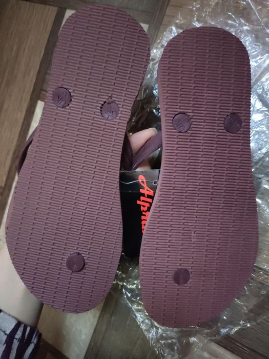 Резиновые шлепанцы сланцы тапочки белый розовый цвет из Америки 36 37