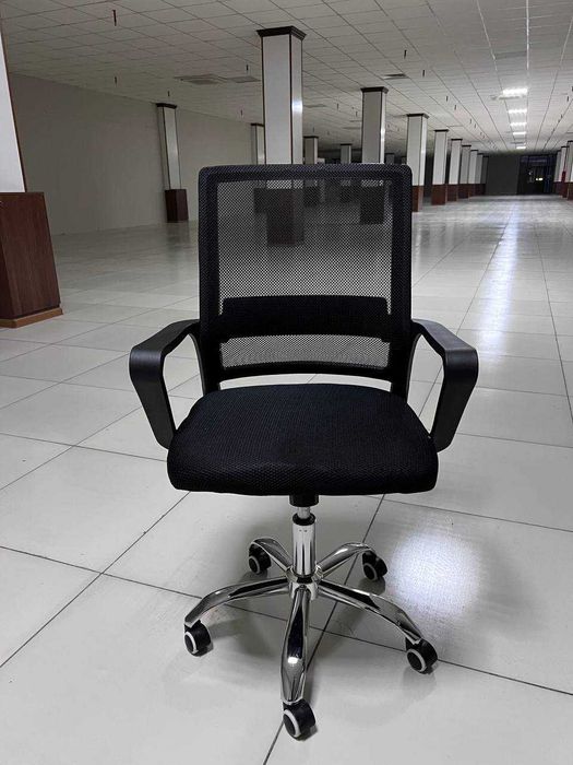 Ofisniy Kreslo Sredniy SKIDKA