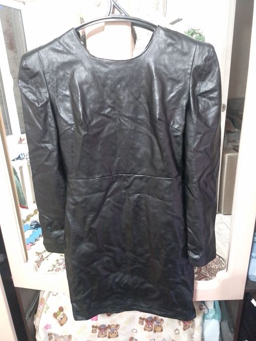 Платье кожаные облегающие!
