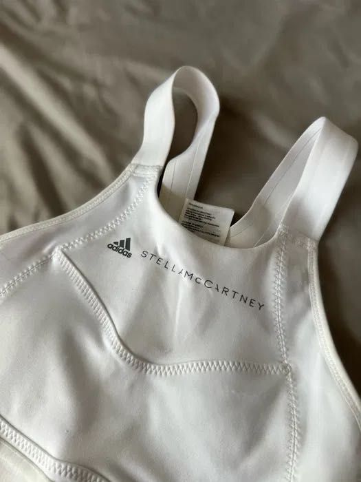 С ЕТИКЕТ - Спортен топ/сутиен ADIDAS & Stella MCcartney