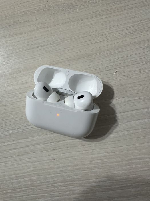 Продается AirPods pro 2 lighting
