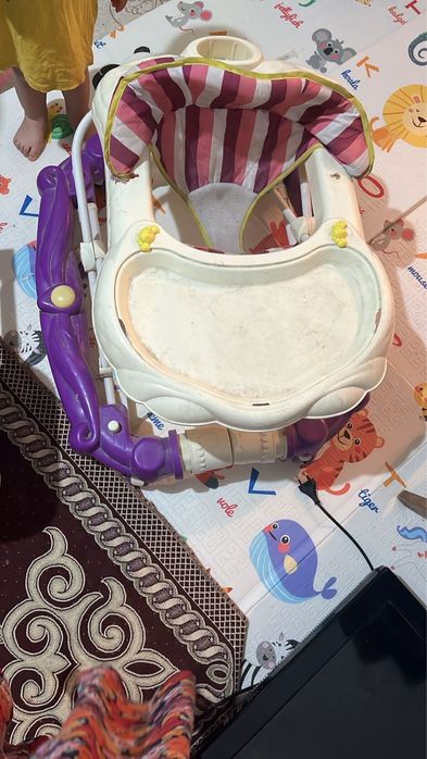 Коляска,ходунок ,стуля үшеуін 25000