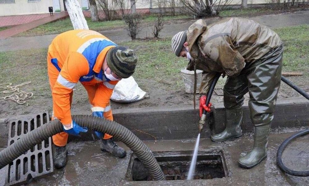 Полная прочистка профессиональным аппаратом сантехника любой сложности