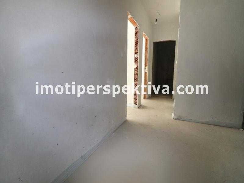 Продава се Тристаен апартамент в Пловдив, Въстанически - 103 кв.м за 639 €/кв.м - Снимка #2