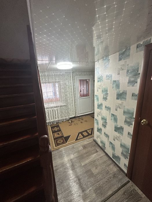 Продам двухэтажный особняк в городе Алтай (Зыряновск)