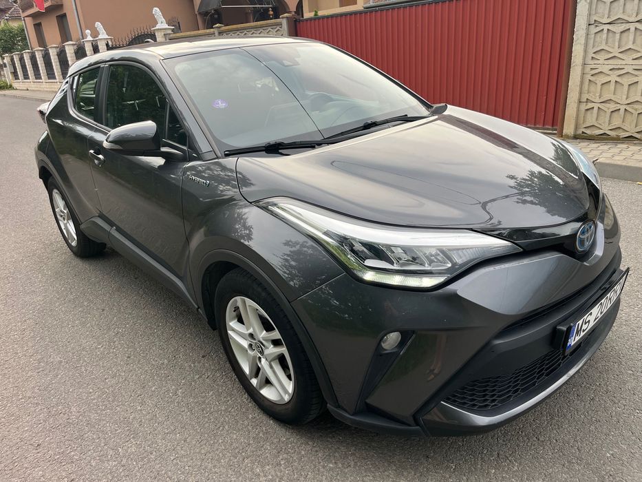 Toyota C-hr hybrid fabricatie 2020 , proprietar 81000 km