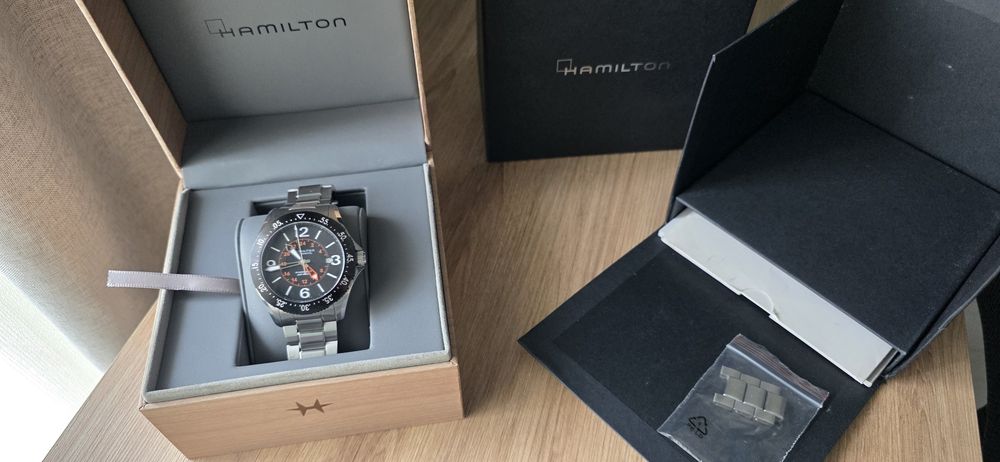 Hamilton Khaki Aviation Khaki Pilot GMT Auto H76755131 пълен комплект