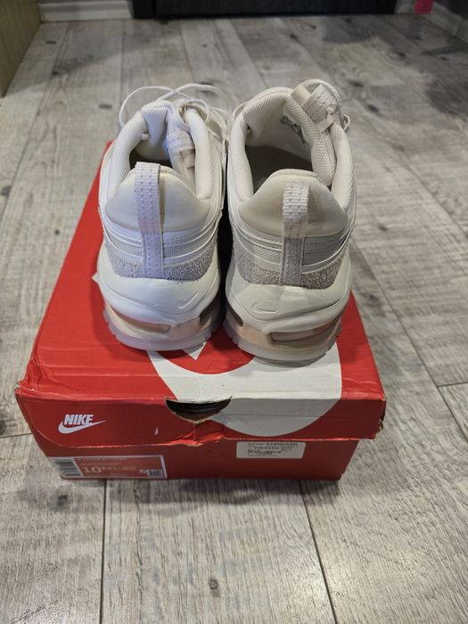 Маратонки Nike air max