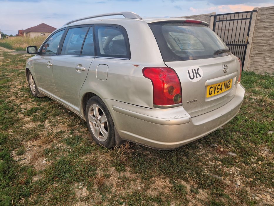 Dezmembrez Toyota Avensis T25 2003-2008  1.8 vvt-i 129 cp