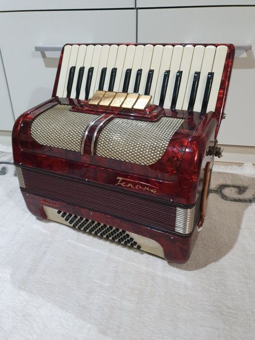 Vând Acordeon Italian