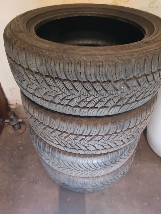 Всесезонни гуми 205 55 16 Michelin Crossclimate и Medallion AllSeason