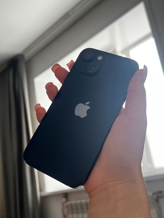 продам 14 айфон