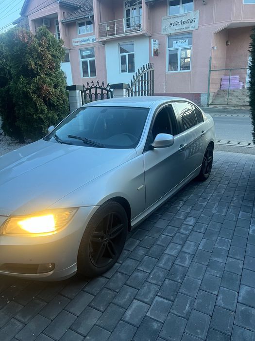 Vând BMW seria 3